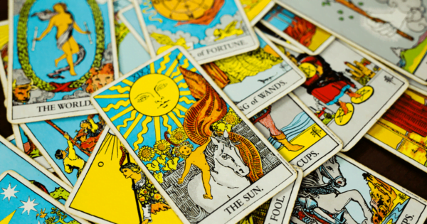 偉特塔羅牌介紹|經典中的經典,占卜與心靈探索的橋樑 2 偉特塔羅牌介紹