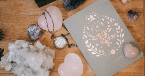 如何選擇塔羅書與學習資源